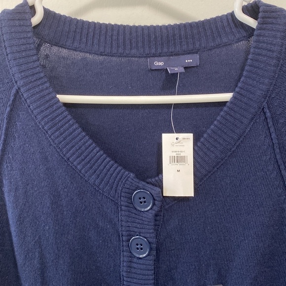 🚨GAP Womens Long Sleeve Button Up Top - Picture 3 of 5